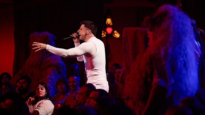 La Revuelta | Zetak - \"Aralarko Dama\" - La Revuelta | Ver