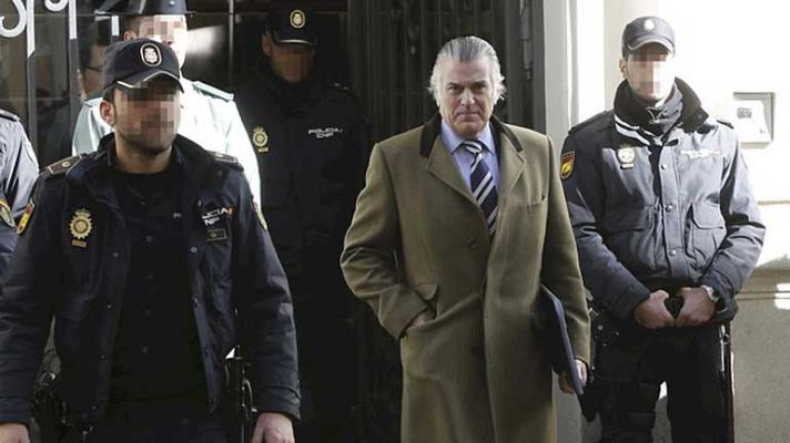 Telediario 1 - Contabilidad B en el PP