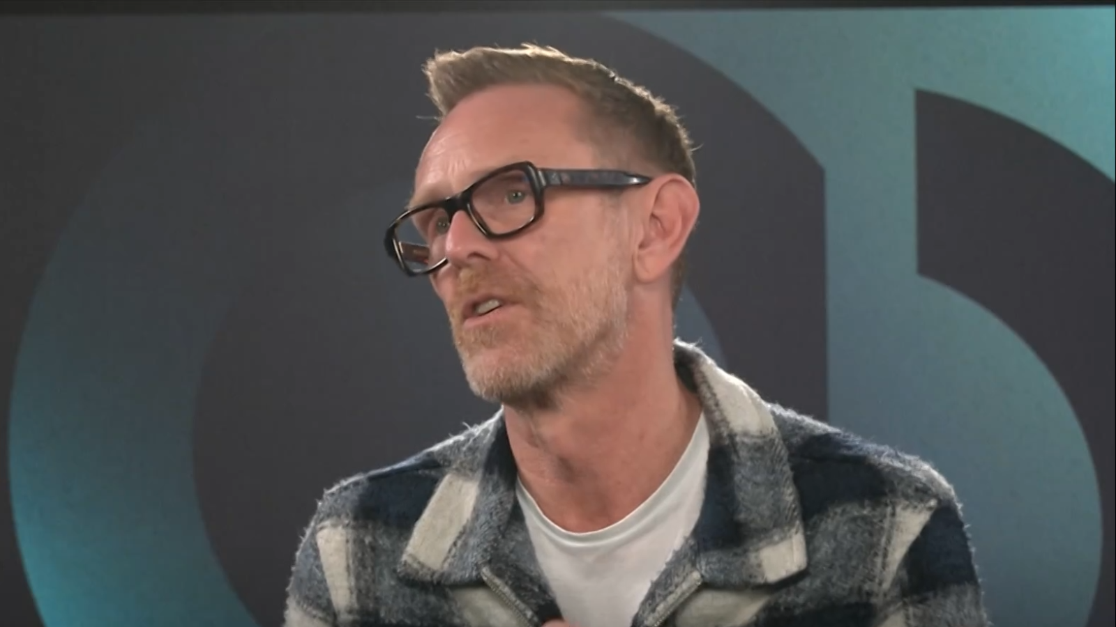 El director de Eurovisión afirma que en el certamen "no participan Gobiernos" - La tarde en 24h | Ver