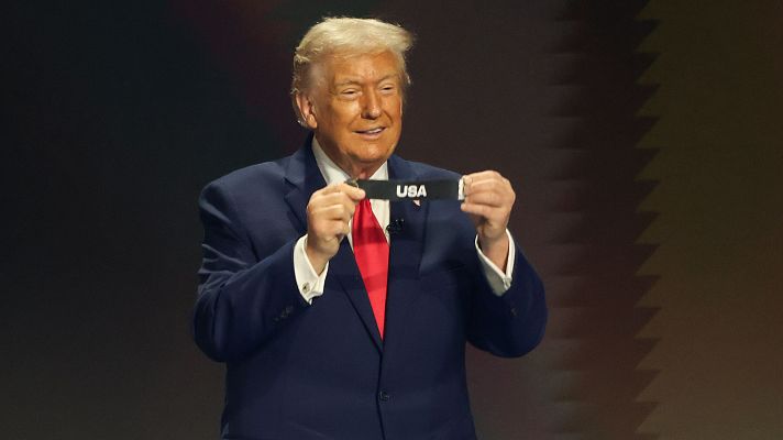 Telediario 2 - Trump recibe el premio por la paz de la FIFA durante el sorteo para el Mundial de Fútbol 2026