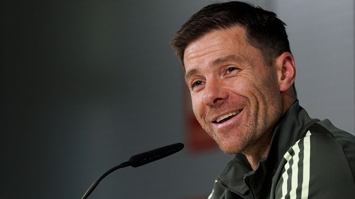 Fútbol - Xabi Alonso: "Mbappé está en el camino de hacer historia en el Real Madrid como lo hizo Cristiano”