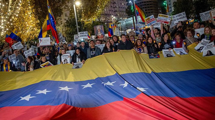 Informativo 24h - La comunidad venezolana en España sale a la calle en apoyo de María Corina Machado días antes de que recoja el Nobel
