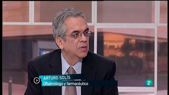 Arturo Solís, médico