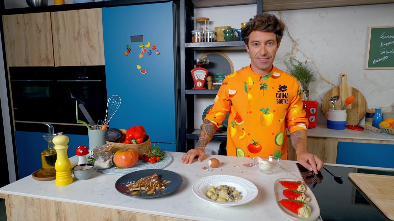 Pebrots farcits rostis, nyoquis i crep de xocolata - Cuina brutal - Cuina Brutal | Veure