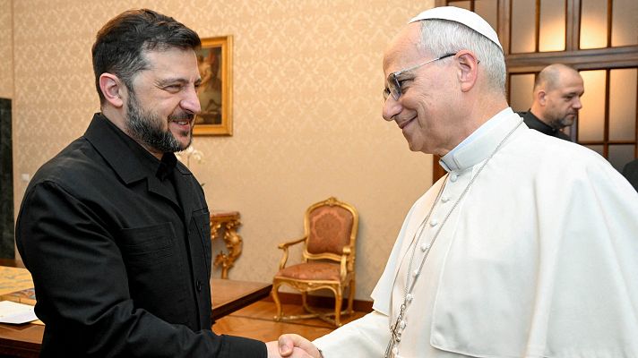 Telediario 1 - Zelenski se reúne en Roma con el papa y Meloni en busca de apoyos en las negociaciones del plan de paz de Trump