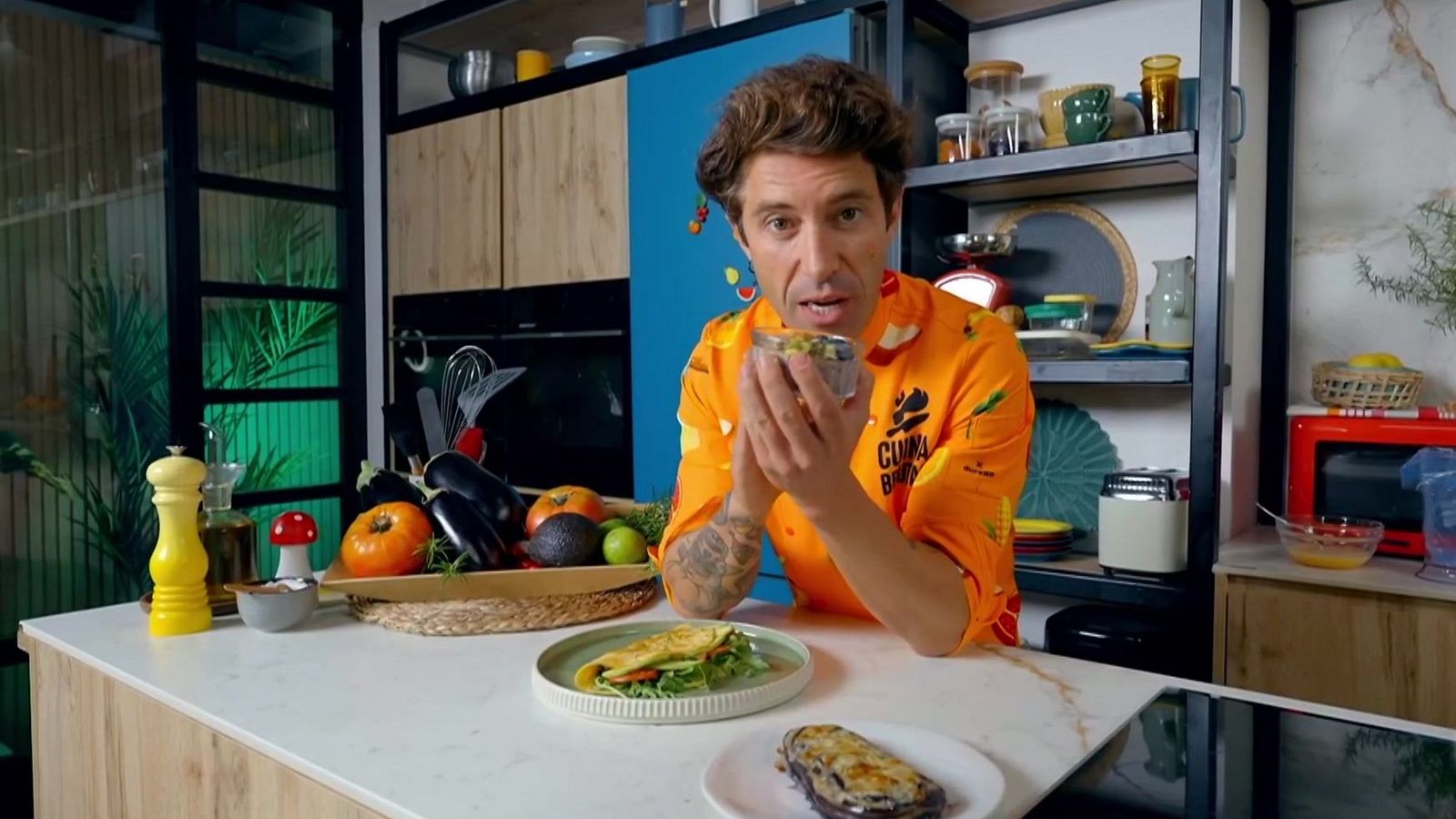 Milfulls albergínia, truita farcida i púding xia - Cuina brutal - Cuina Brutal | Veure