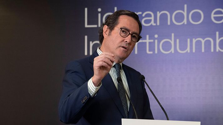 SMI: La patronal propone subir el salario mínimo un 1,5% | Ver