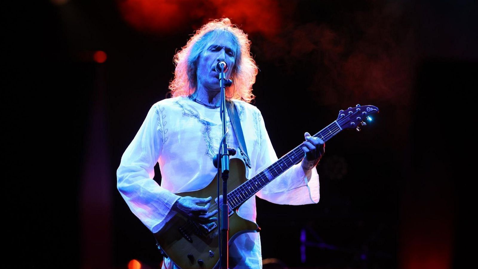 Robe, de Extremoduro, marcó a cientos de artistas - Telediario 1 | Ver