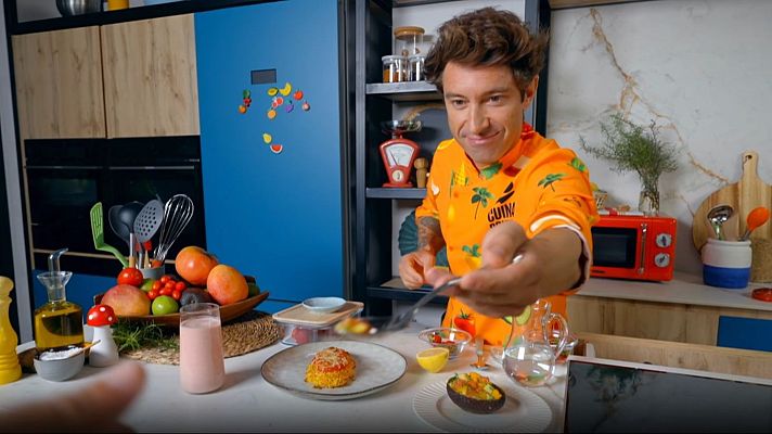 Cuina Brutal - Amanida d’alvocat, milanesa i batut de maduixa