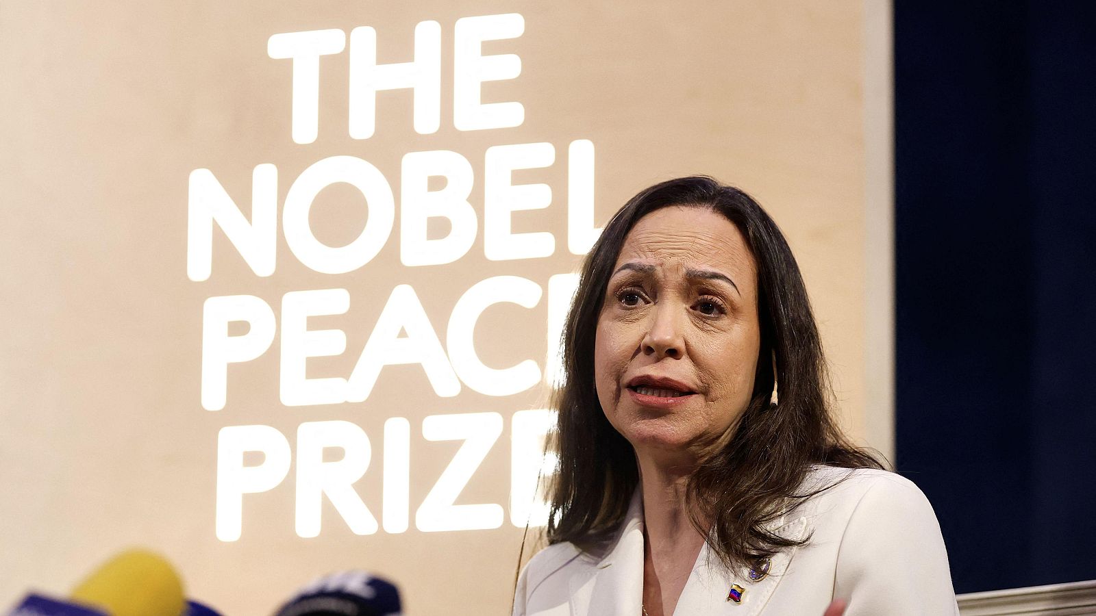 María Corina Machado reaparece en Oslo tras el Nobel - Telediario 1 | Ver