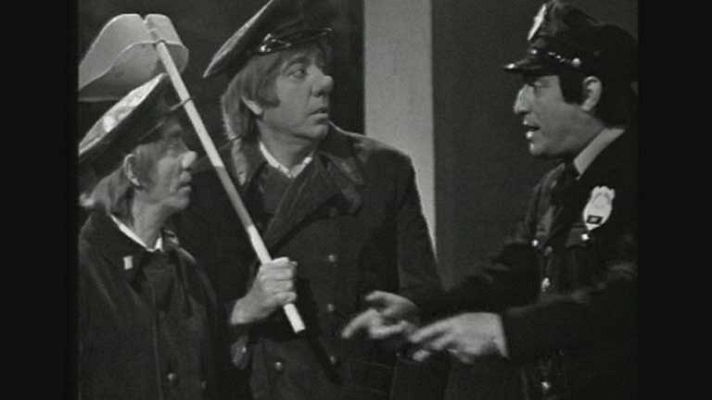 Telediario 1 - Los payasos de la tele en teatro