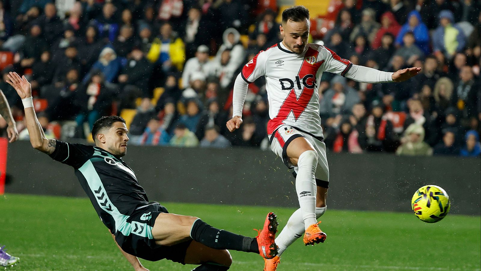 Rayo Vallecano - Betis: resumen partido 16ª jornada | Primera | Ver