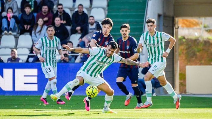 Resúmenes de LaLiga - Córdoba CF - SD Eibar: resumen del partido de la 18ª jornada de Liga | Segunda