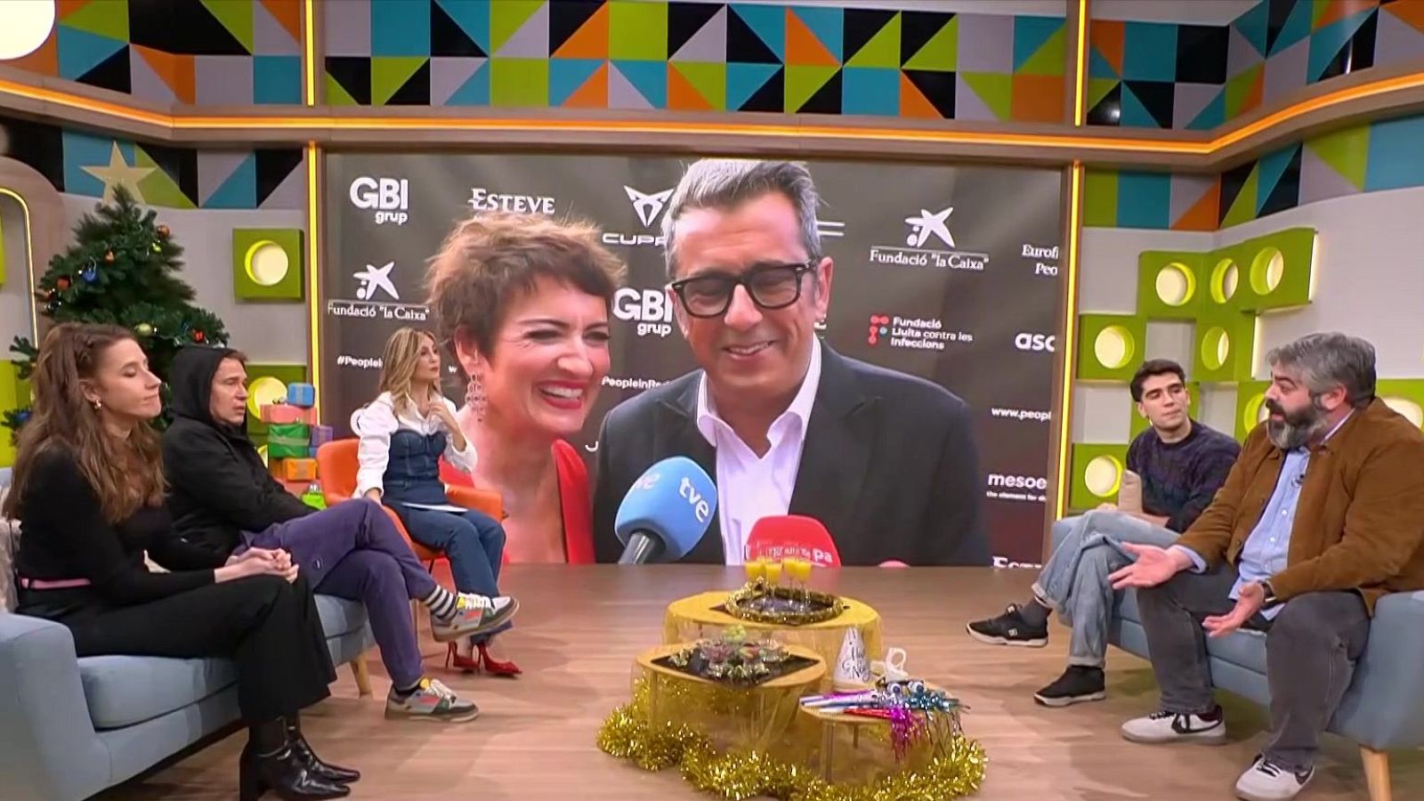 Embussos, fibra òptica i les Campanades - L'Altaveu - L'altaveu | Veure