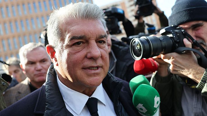 Los Deportes de La1 - Laporta justifica ante el juez los pagos a Negreira y niega beneficios arbitrales al Barça