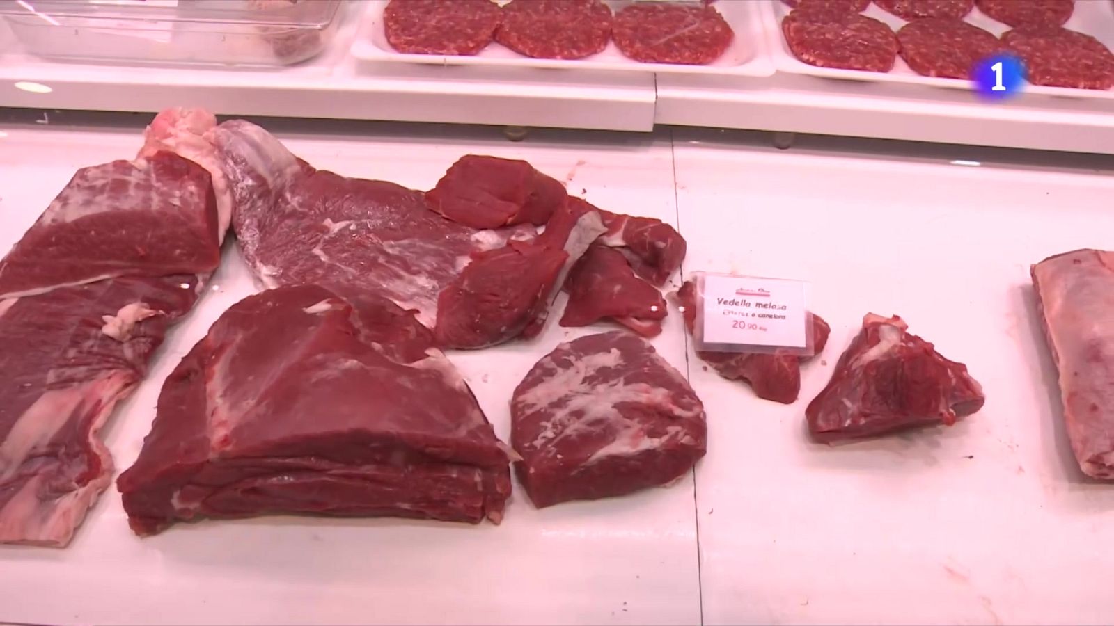 Els mercats s’omplen de compradors per Nadal - L'Informatiu | Veure