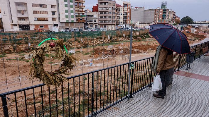 Telediario Fin de Semana - La borrasca Emilia deja lluvias torrenciales a su paso por Almería y Valencia
