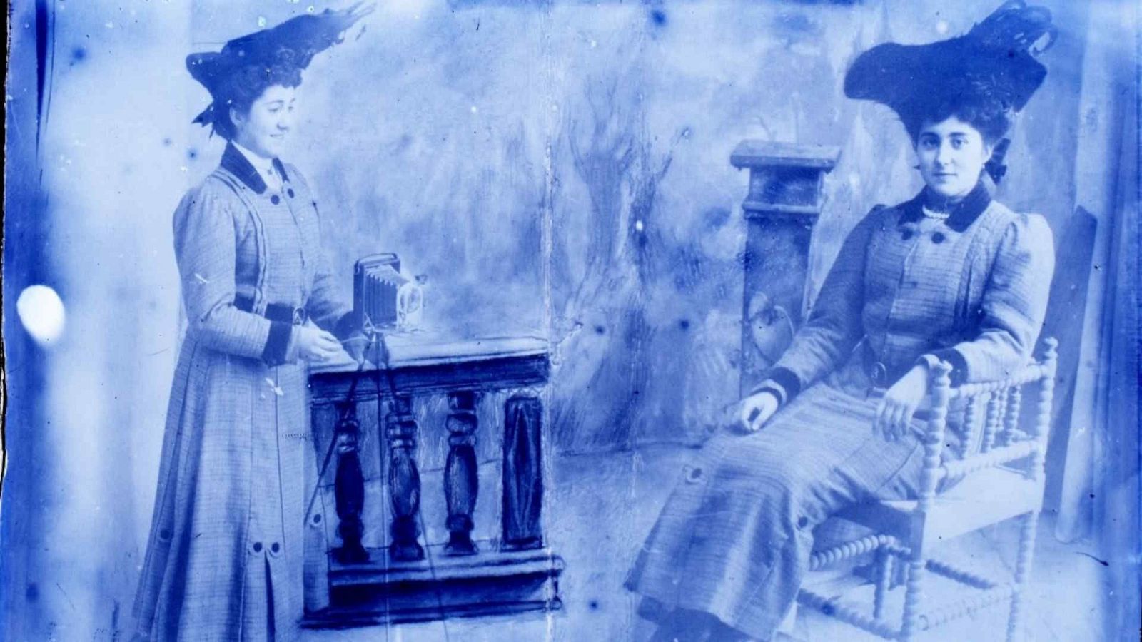 Objetivo igualdad - Programa 191: Fotógrafas y retratadas: pioneras de la fotografía | Ver