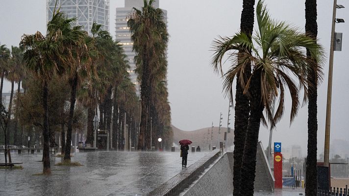 Telediario Matinal - La borrasca Emilia deja avisos por fuertes lluvias en el Levante y sureste peninsular