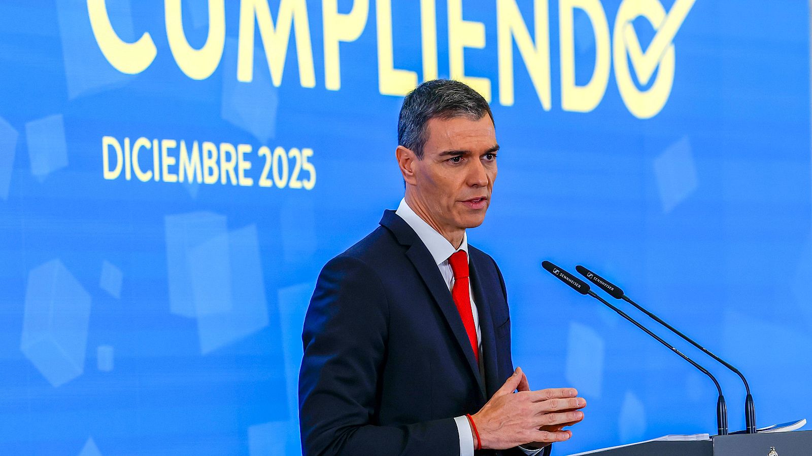 Pedro Sánchez hace balance de fin de año 2025 | Ver vídeo - Informativo 24h | Ver