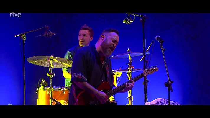 Las noches del Monumental - Red House Revival