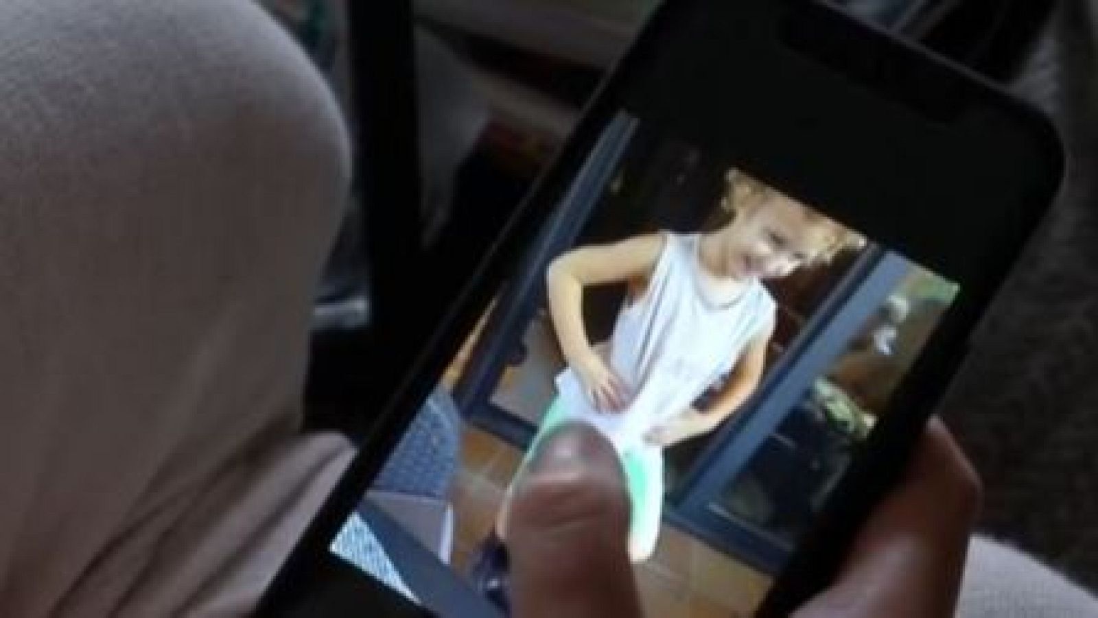 Hablamos con Laia, la madre de Gina, la menor desaparecida de 5 años - Directo al grano | Ver