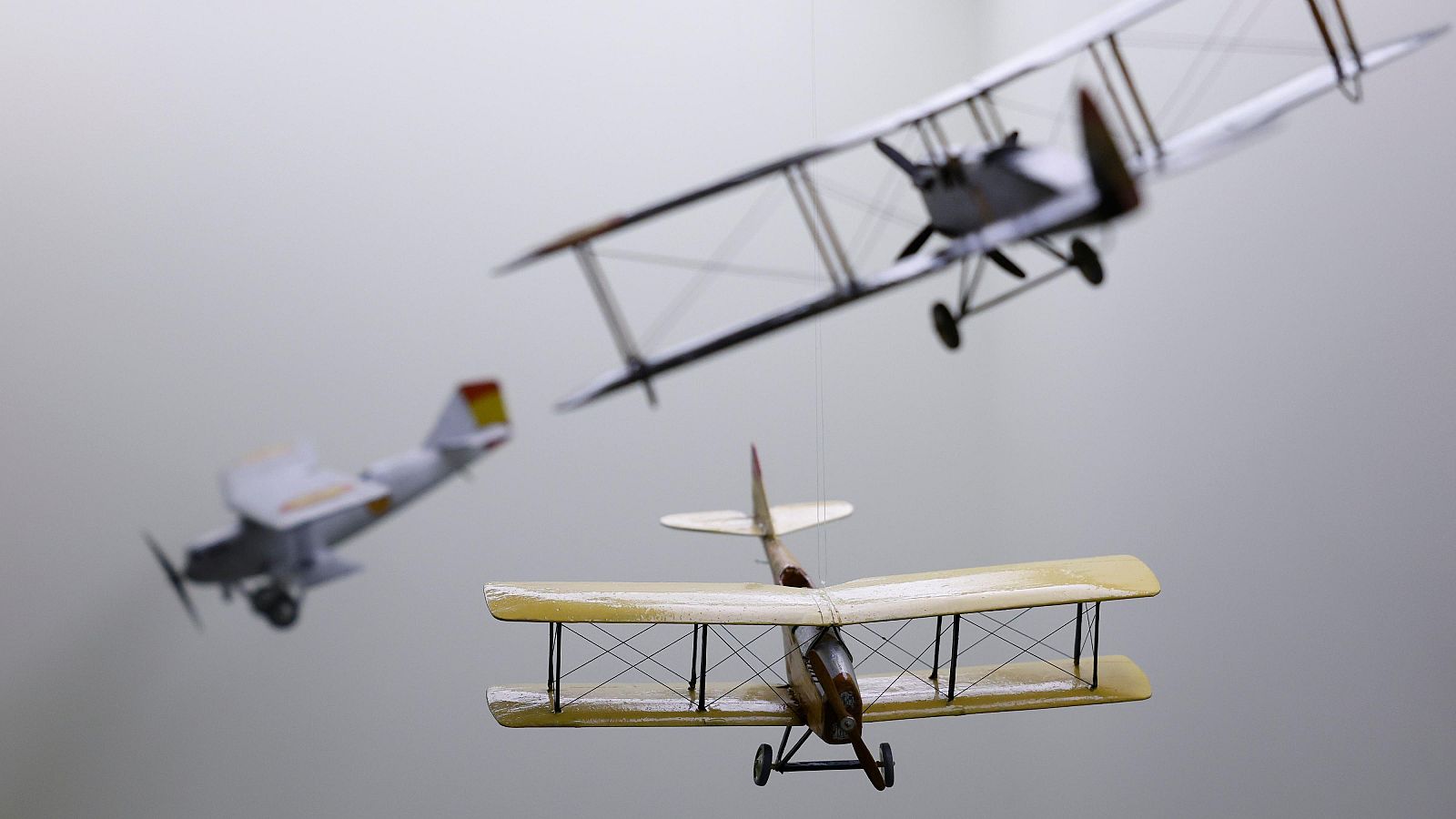 'Juguetes reales', una exposición sobre cómo se divertían los niños de la familia real hace más de un siglo - Telediario 1 | Ver