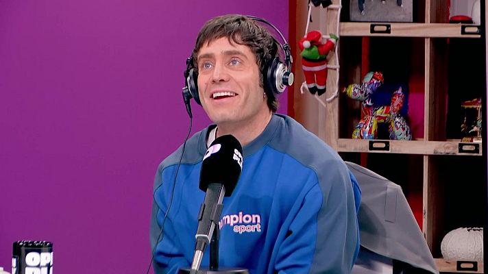 Open Play - La La Love You: "El que grita más tiene la razón. La gritocracia es nuestra máxima"