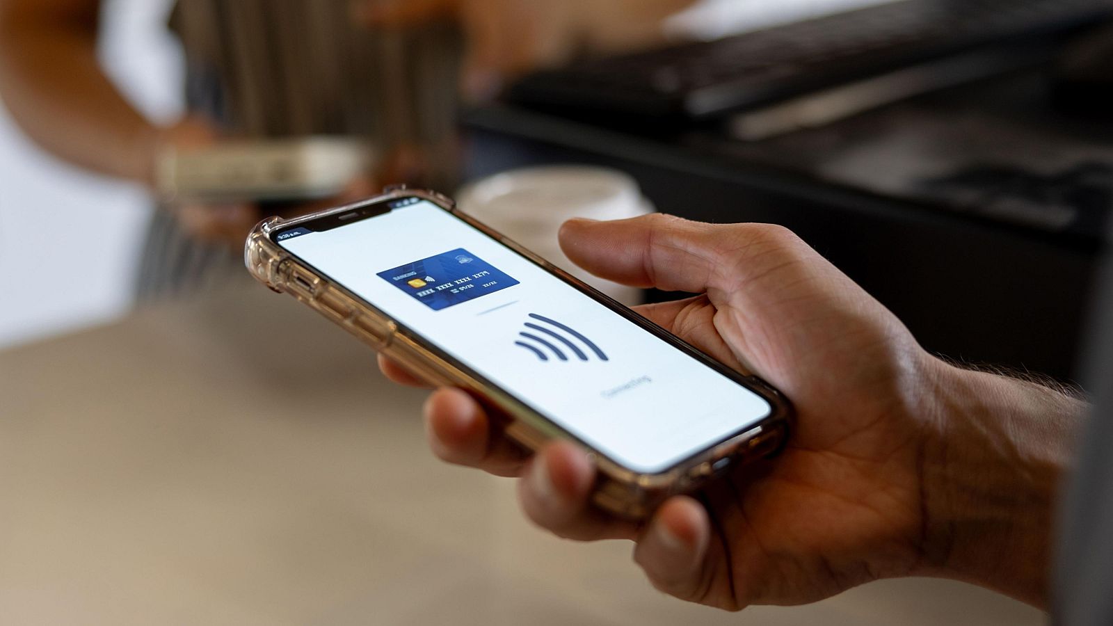 Mayor control a los pagos por Bizum: Hacienda aclara que la vigilancia se centrará en empresas y no en particulares | Ver