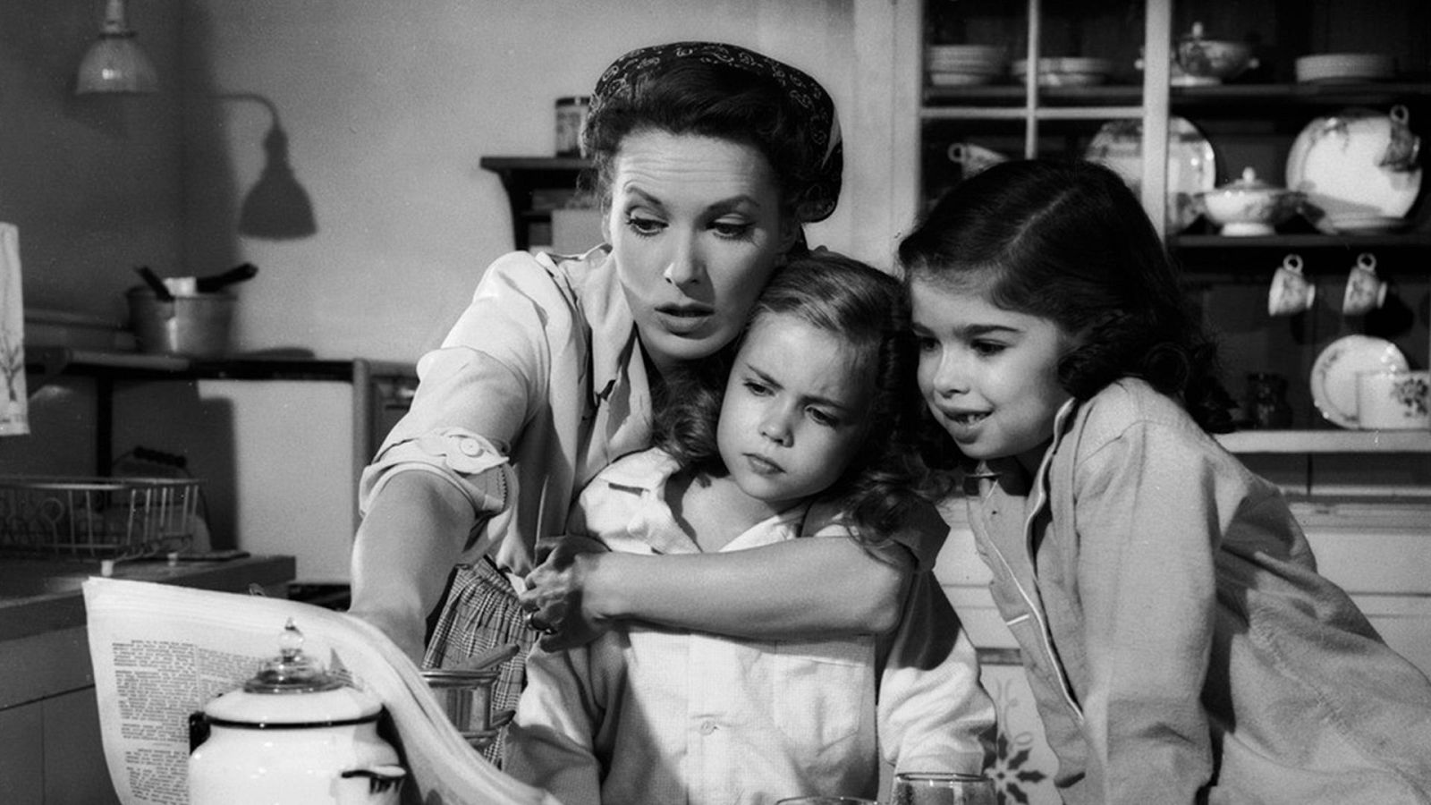 Escrito bajo el sol | Ver películas gratis en RTVE Play - Cine de siempre | Ver película