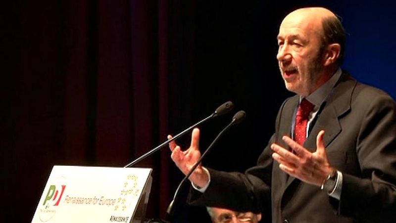 Rubalcaba critica que la UE dé más dinero para los bancos que para el desempleo juvenil 