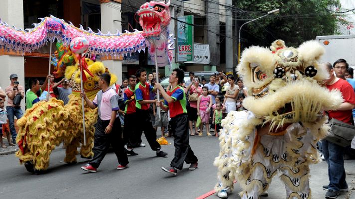 Millones de chinos se desplazan para celebrar el Año Nuevo Chino