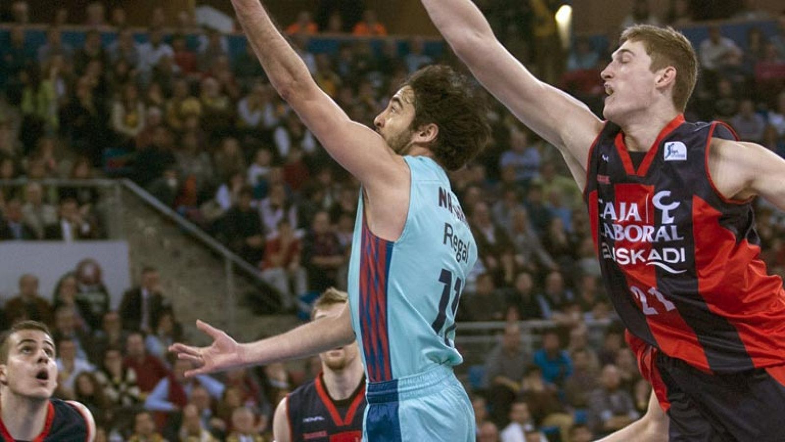 Caja Laboral 69-80 FC Barcelona Regal - Baloncesto en RTVE | Ver