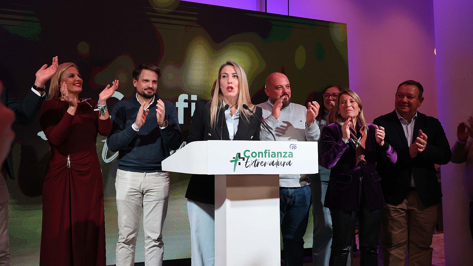 Elecciones Extremadura | El PP gana sin mayoría y el PSOE se desploma | Ver