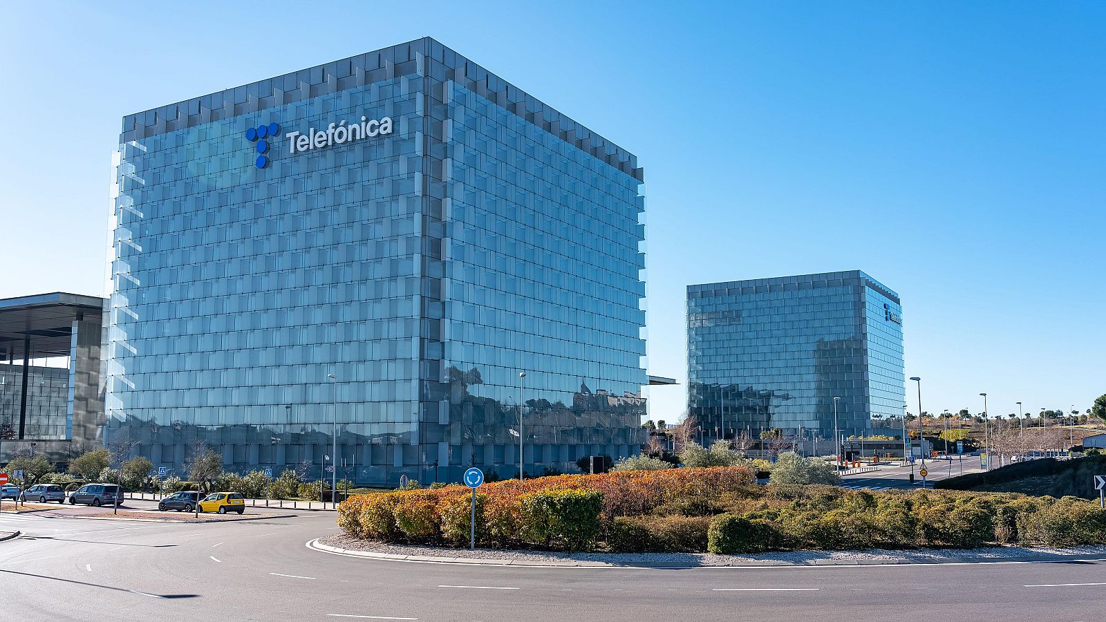 El Grupo Telefónica y los sindicatos firman el ERE para 4.525 trabajadores en siete filiales del grupo