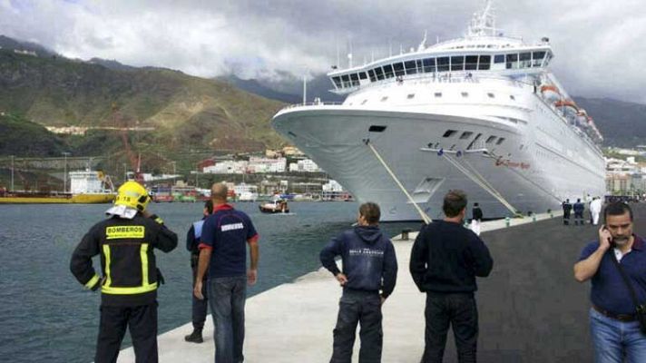 - Cinco muertos en un simulacro de emergencia en un crucero en Tenerife