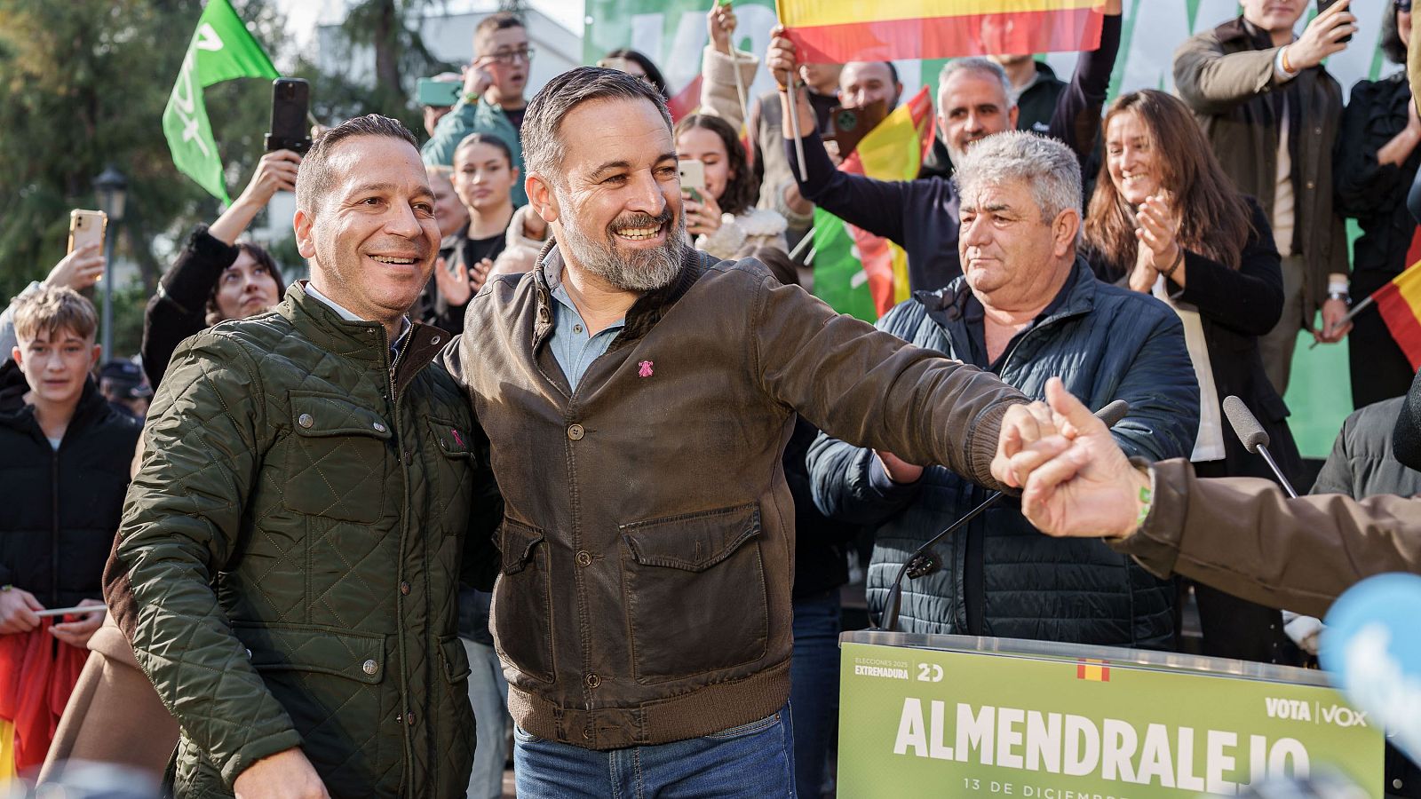 PP y Vox tendrán que negociar en Extremadura | Ver