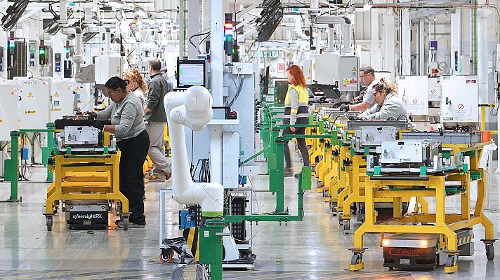 Informativo 24h - La economía española creció un 0,6% en el tercer trimestre