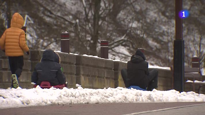 L'Informatiu - L'hivern arrenca amb imatges de postal arreu del Pirineu