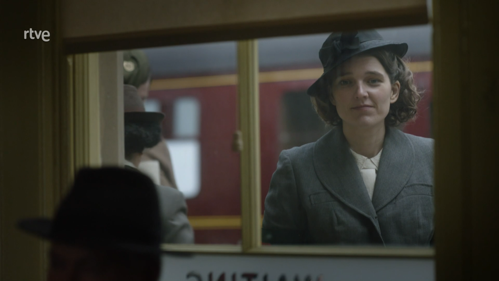 Todas las criaturas grandes y pequeñas - T3 - Capítulo 5 | Ver | Ver