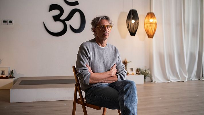 Página Dos - Una rutina atropellada en la novela 'Mil cosas', de Juan Tallón