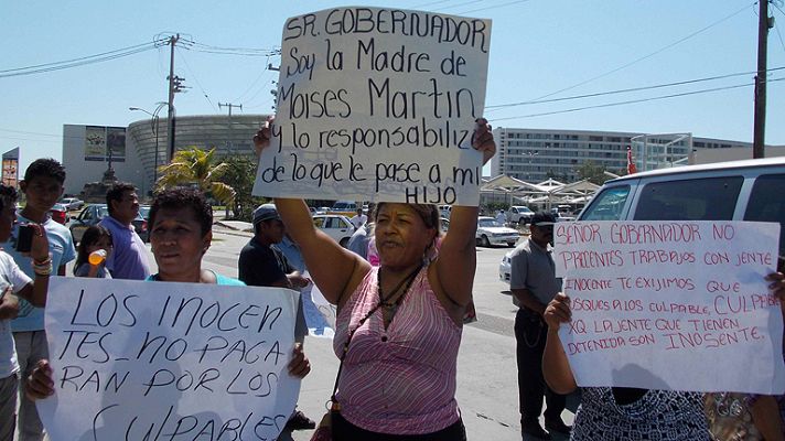 Telediario 1 - México mantiene detenidos a seis sospechosos de la violación a las turistas españolas