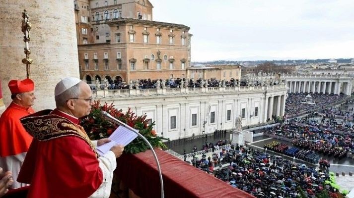 Telediario 1 - Primera bendición 'Urbi et orbi' del papa León XIV