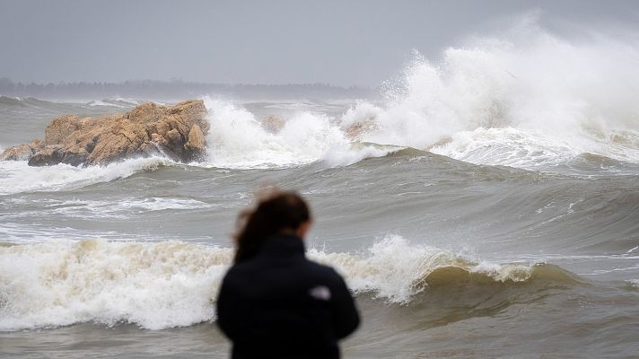 El temporal del  sábado deja carreteras afectadas y ríos al límite - Telediario Fin de Semana | Ver
