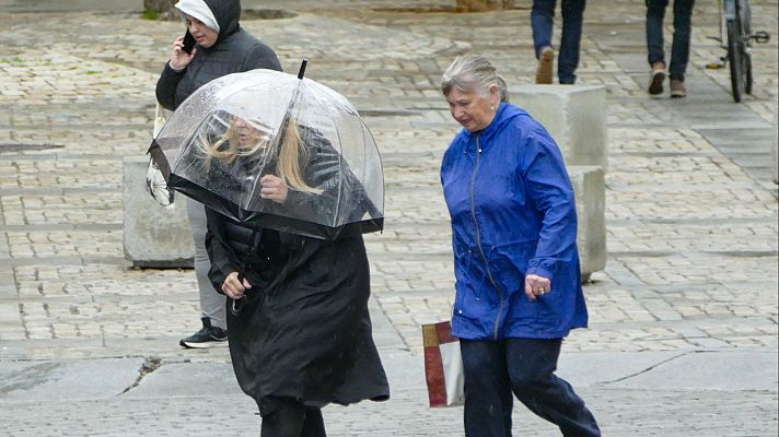 Telediario Fin de Semana - Precauciones ante un temporal de frío: ir equipados y comprobar la situación de las carreteras