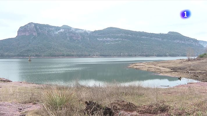 L'Informatiu - El pantà de Sau supera el 70% després de les pluges
