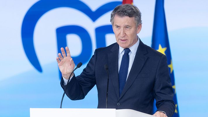 Telediario 1 - Feijóo hace balance del 2025: "Ha sido el año del colapso total del sanchismo"