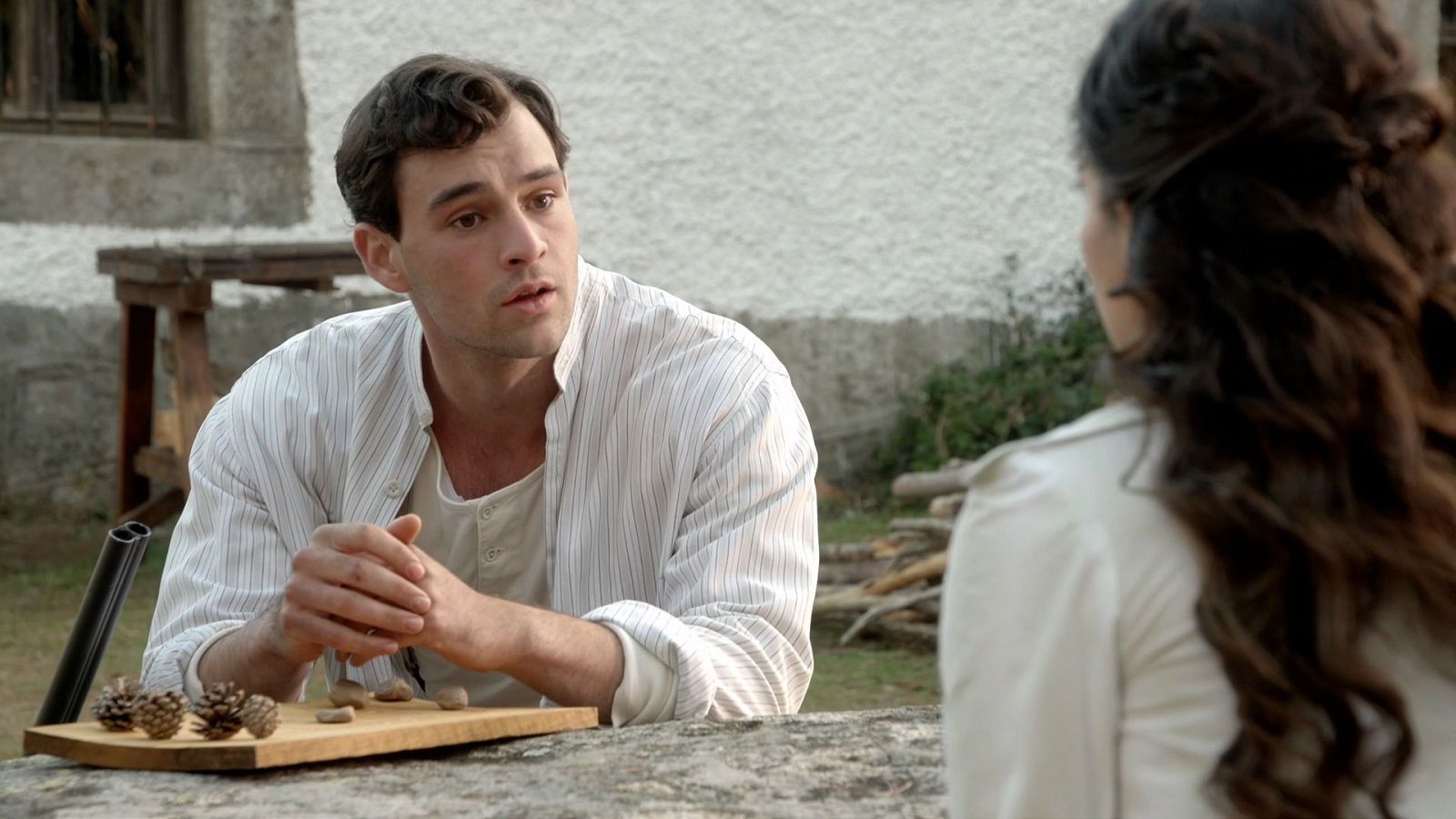 La Promesa - Curro no quiere volver a ser lacayo - La promesa | Ver