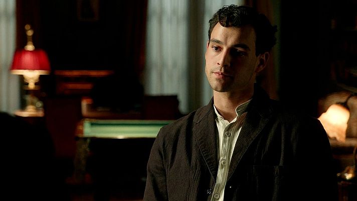 La promesa - Curro reclama su sitio en la familia Luján