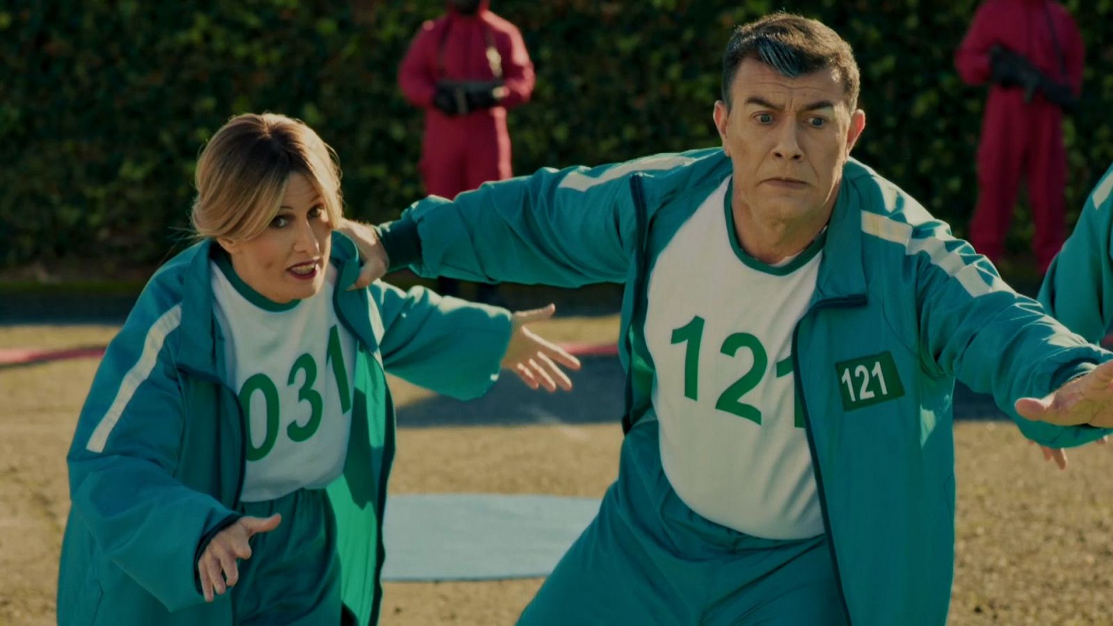 El juego del camelar - 1, 2, 3, te imputo otra vez - Especiales Nochevieja con José Mota | Ver